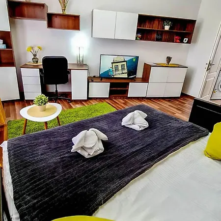 Apartament Central Apartment Near Old Town & Universitate Metro *